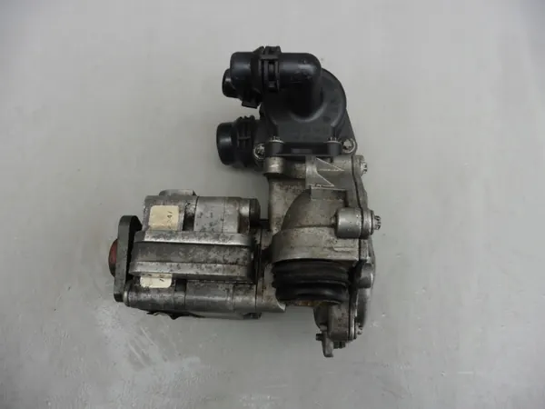 Pompe de direction OEM 6756611 BMW E46 N42/N46 image 3