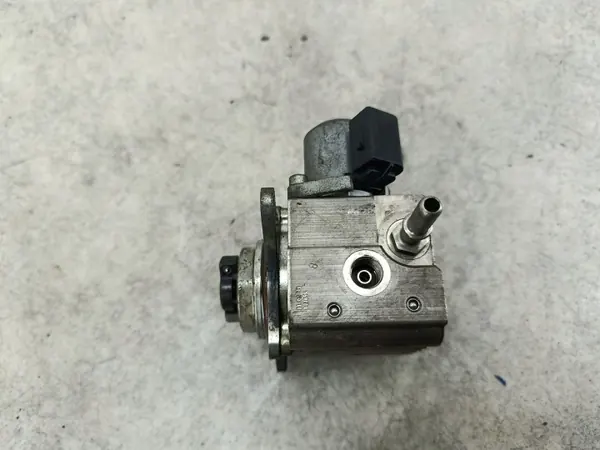 Hochdruck-Kraftstoffpumpe OEM V75888798011C image 4