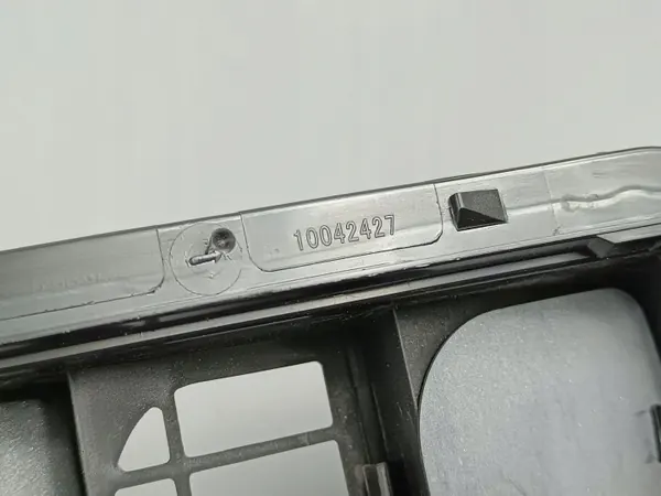 MG ZS Ventilationsgallret OEM FOB36970 - Begagnad image 3