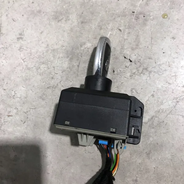 Peça estacionária Mercedes-Benz OEM A2469058101 image 2
