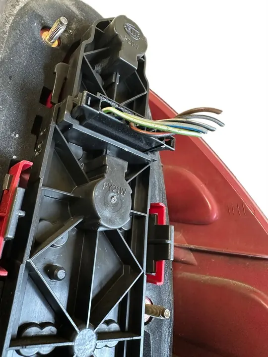 Luz Trasera Izquierda Mercedes W203 Kombi A2038201164 image 5