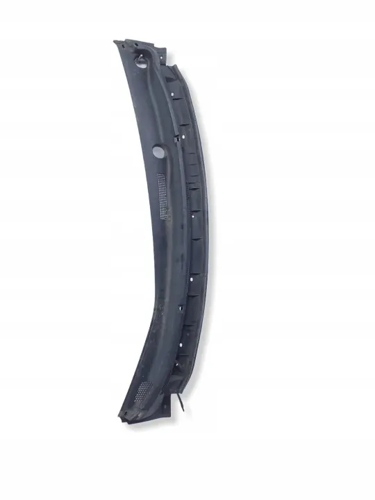 Begagnad plastisk vindrutslist OEM 66820-3VV0A image 2