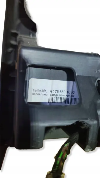 Mercedes A W176 mitt ventilationsgallret OEM A1766801050 image 4