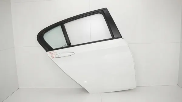 Puerta Trasera Derecha BMW OE 360188379 F20 2011-2015 image 2