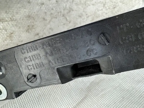 Renforcement Avant FORD FIESTA MK7 image 3