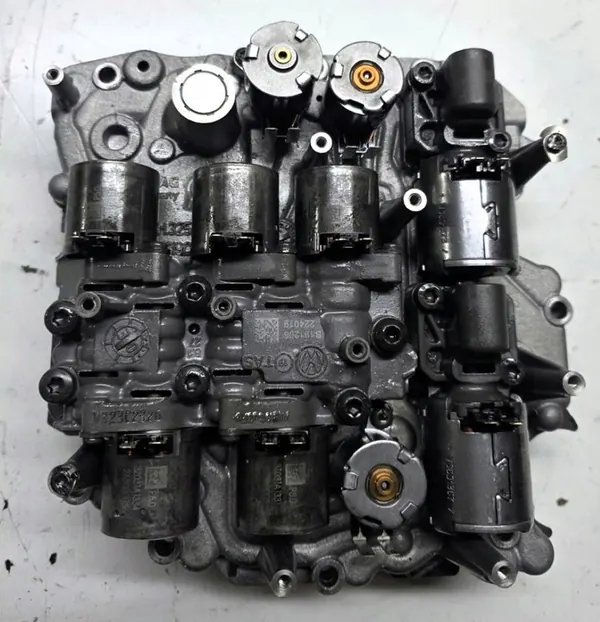 Hydraulique DQ381 Automatique 050.117 image 2