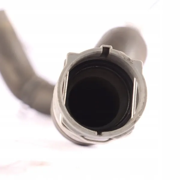 Mercedes W205 Waterleiding OM626 A6262030282 image 5