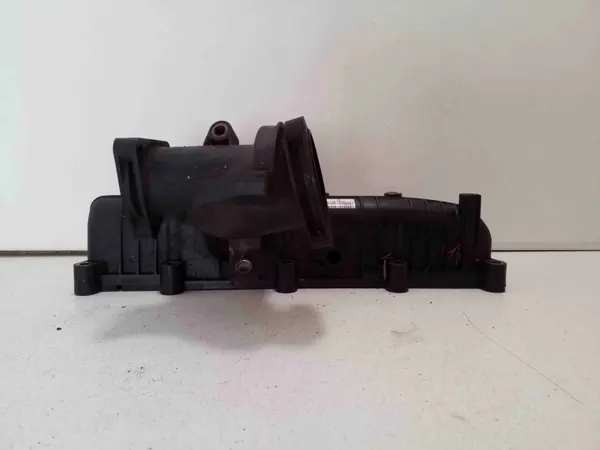 Collecteur d'admission Iveco OE d'occasion OEM 0504384189 image 3