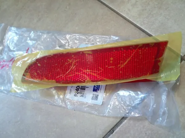 Takapuskuriheijastin Hyundai Tucson III Oikea image 2