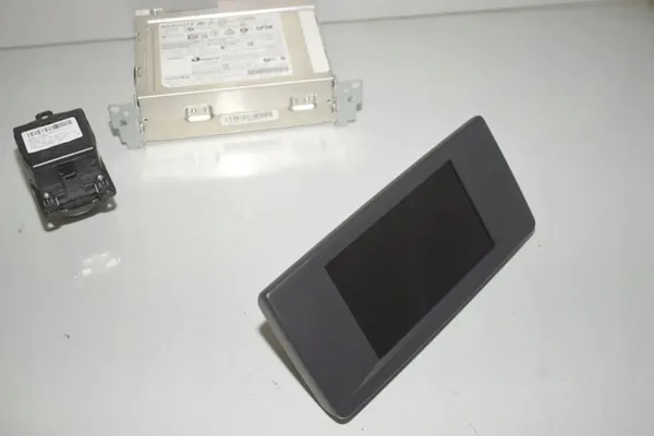 BMW I3 Navigationssystem OEM 5A0E446 - Gebraucht image 5