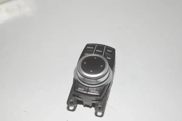 BMW I3 Navigationssystem OEM 5A0E446 - Gebraucht image 8