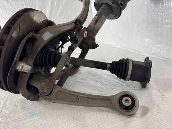 Ensemble de suspension avant droit Porsche Macan 95B image 10