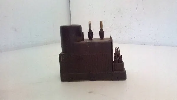 Pompe de verrouillage central Mercedes OEM 0132006345 image 7
