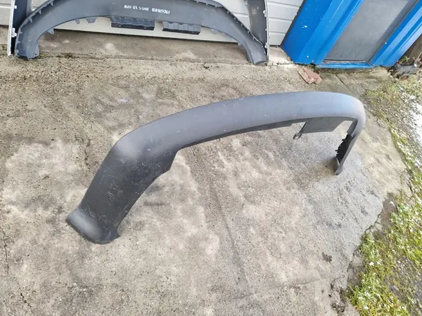 VW Passat B5 LIFT Sedan - bakre stötfångartillägg 3B5807521 OE image 2