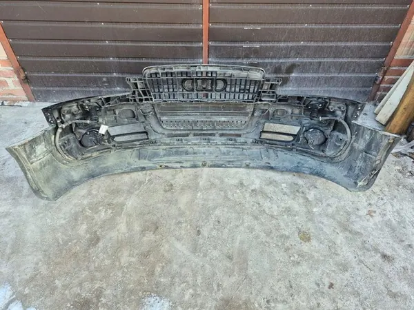 AUDI A6 C6 Paraurti Anteriore OE 4F0807105 image 7