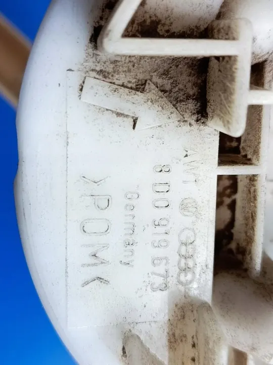 AUDI A4 B5 1.9TDI Capteur de Niveau de Carburant 8D0919673 image 4