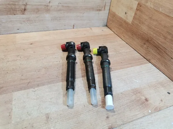 Mercedes Injektor W212 2.2 CDI 651 A6510701287 image 6