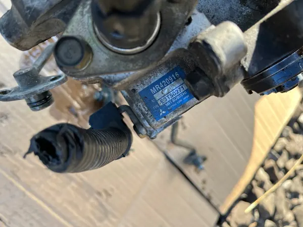 Distribuidor de Combustible Mangueras Volvo S40 V40 1.8 GDI 00-04 image 5