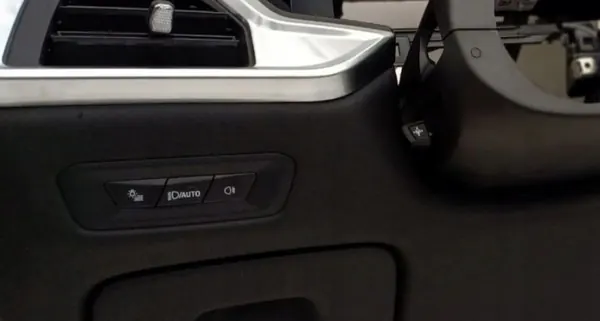 BMW Valokytkinpaneeli OEM 61315A71544 - Käytetty image 3