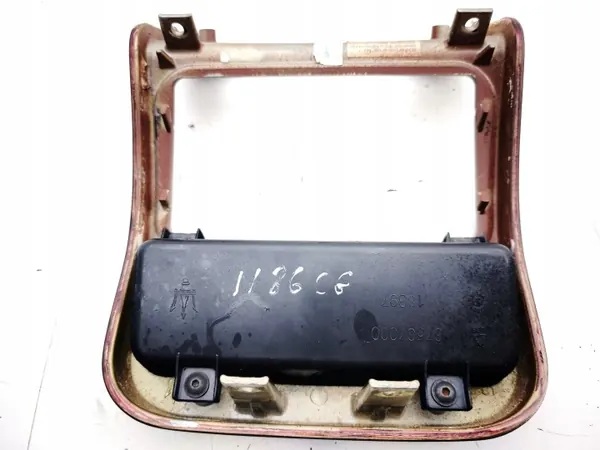 Maserati Quattroporte 2006 Mittkonsol List OEM 67567000 image 5