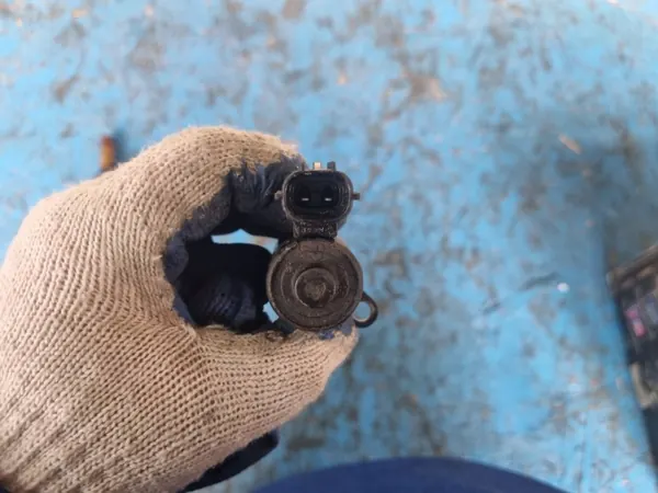 Sensor de árvore de cames OEM 2435523763 Hyundai 2.0L image 3
