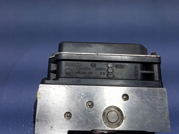 Bomba ABS Mercedes OEM A0064313812 para Clase B W245 image 8