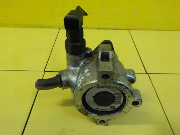 Bomba de direção assistida JEEP GRAND CHEROKEE 2.7 CRD 52089301AC image 4
