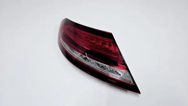 Linker Achterlicht Mercedes C W205 Coupe A2059062905 image 2