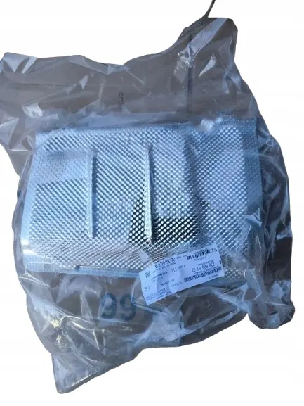Mercedes lämpökilpi OEM A2386806701 - Käytetty image 2