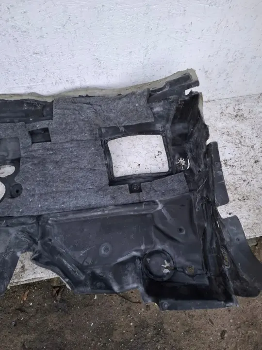 Isolation de cloison Audi A5 B10 OEM - Pièce d'occasion image 4