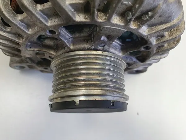 Vaihtovirtageneraattori Peugeot 3008 1.6 HDI image 3