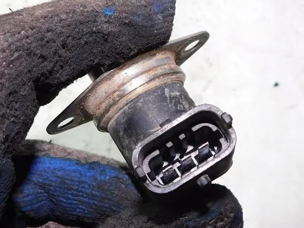 Begagnad AdBlue-trycksensor OEM 0261230150 image 4