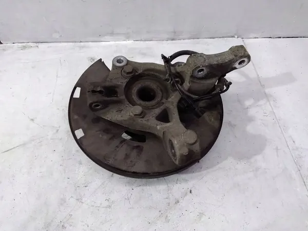 Snodo anteriore destro OPEL ASTRA J 13324459 image 2