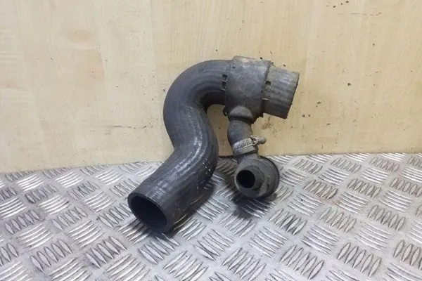 Tubo intercooler AUDI A6 AVANT 1.8L 4B0145832B image 3