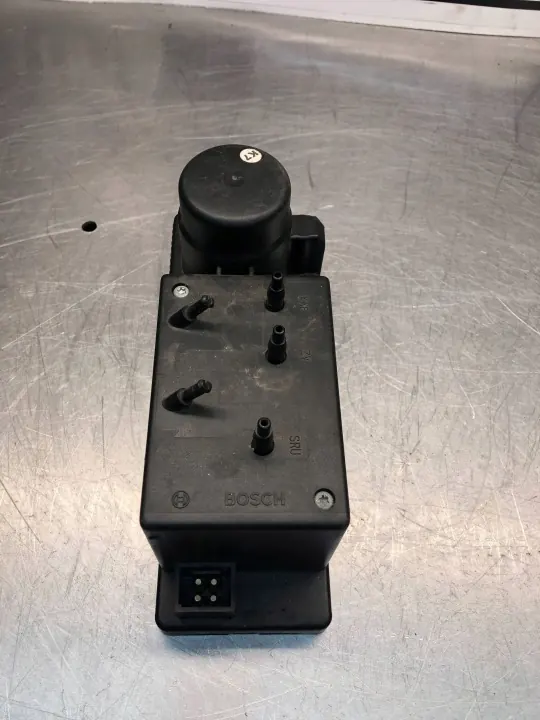 Mercedes-Benz centrale vergrendelingsactuator OEM 2108000148 image 4