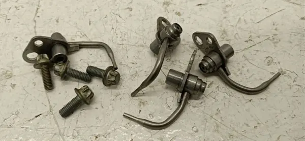 Buse de Pulvérisation Huile OEM A2822400 Mercedes M282 image 2