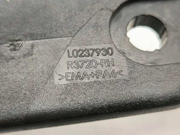 Dodge Challenger Tavaratilan kansi OEM L0237930 (2015-2017) image 7