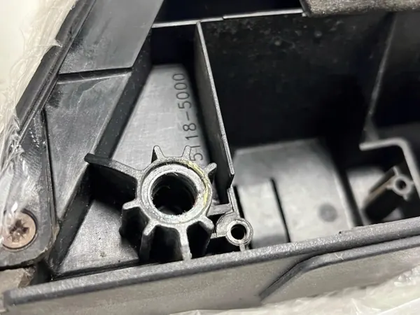 Land Rover Discovery 3 achterkleplijst OEM AH22-431E76-A image 3