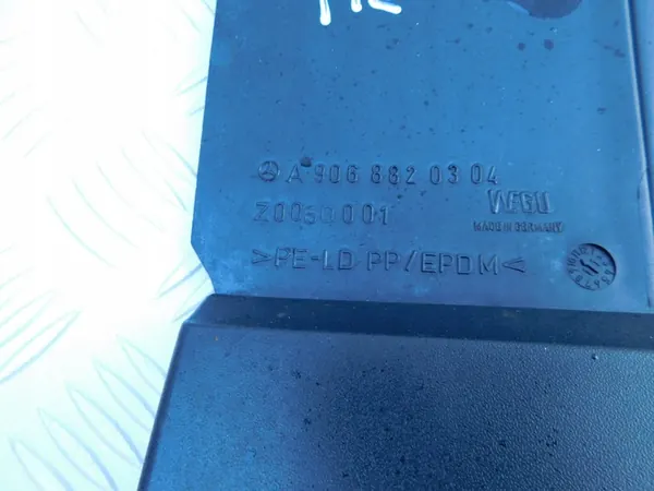 Bakskärmar för Mercedes Sprinter 906 VW Crafter Set image 5