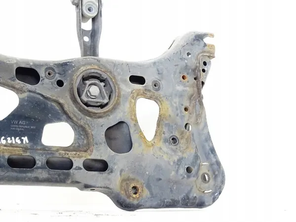 Trave do motor OEM 5Q0199315Q para Skoda Octavia III image 6