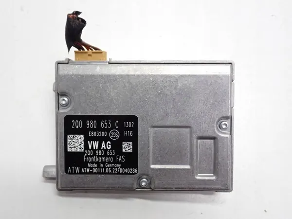 Rijstrookassistent-camera OEM 2Q0980653C Skoda Kodiaq image 3