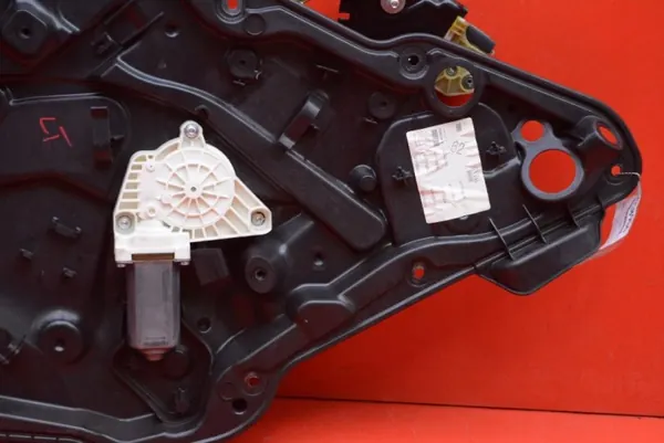 OEM A1177300279 Rechter Heckscheibenheber image 3