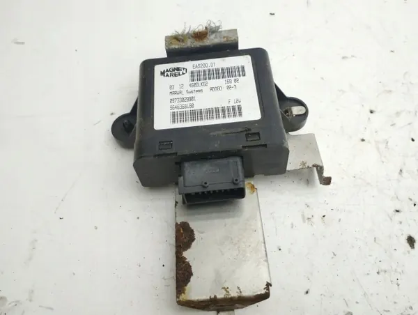 Controlador bomba combustível OEM 9646368180 Peugeot 308 SW image 2