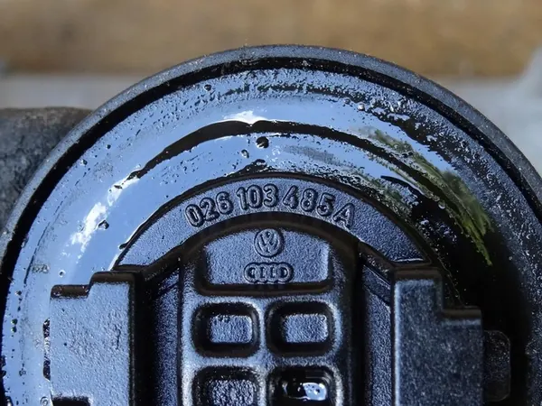 Ventildeck GOLF IV SHARAN LEON I 2.8 V6 022103475M image 5