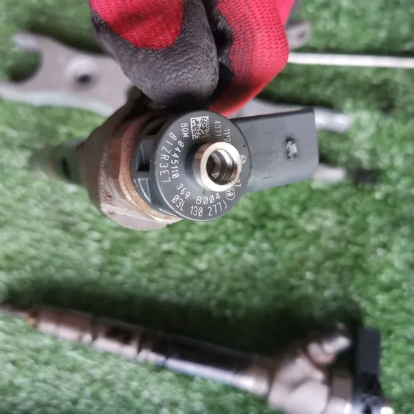 Sistema di iniezione carburante 2.0 TDI Audi VW Seat Skoda OEM image 6