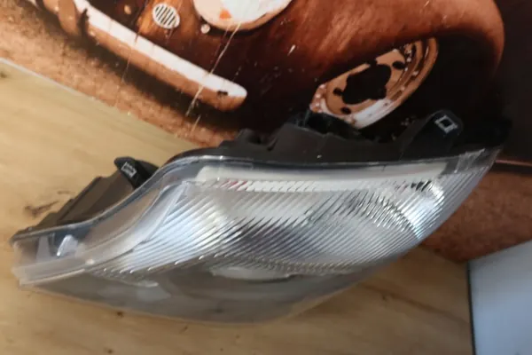 LINKER H7 KOPLAMP MERCEDES SPRINTER W906 A9068202361 image 3