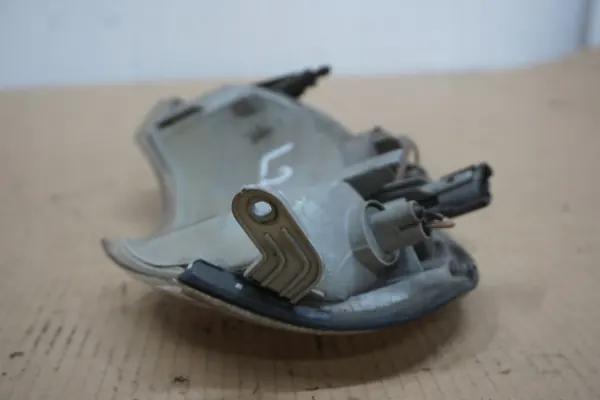 Indicateur avant gauche HYUNDAI TERRACAN Original image 9