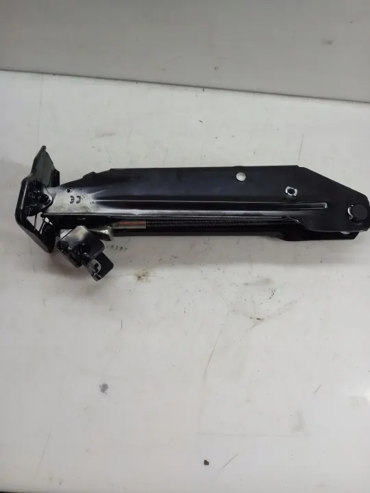 Cric Audi Q5 8R OEM 8R0011031C - État Utilisé image 3
