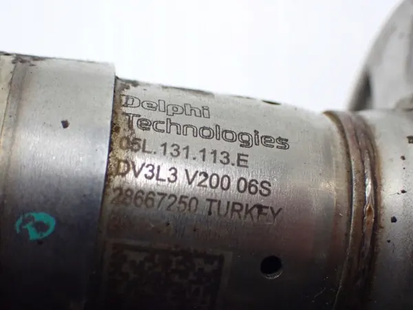 Injecteur AdBlue OEM 05L131113E pour VW Golf VIII 2.0 TDI image 4