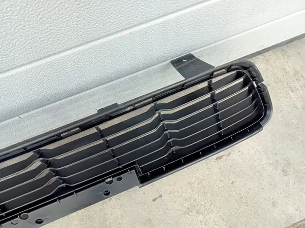 TOYOTA HILUX VIII 15- Griglia anteriore 53112-0K130 image 3